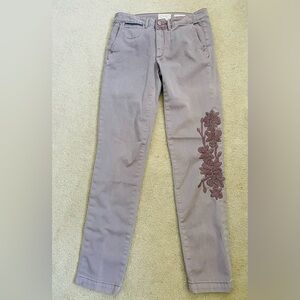 Chino by Anthropologie Relaxed Pants Womens Size 25 Purple Floral Embroidered